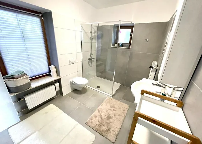 Freiblick 1 Bad Glbg Mit Garten Top1 شقة *